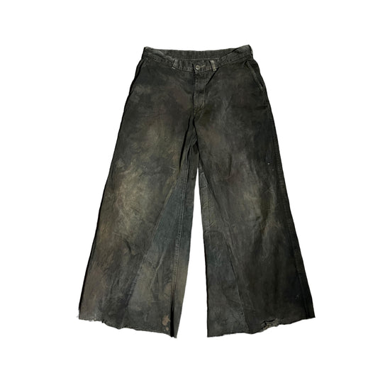 Ultra Baggy Flare Dyed Chino